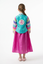 Load image into Gallery viewer, Korean Girl Costume (4-6 yo)