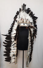 Load image into Gallery viewer, Indian Chief Headdress 1